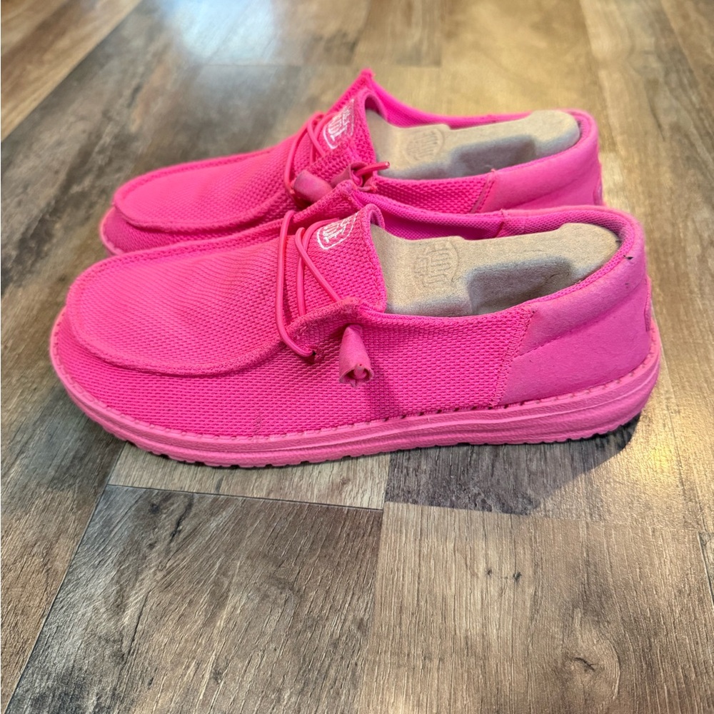 Hey Dude Wendy Funk Mono - Electric Pink Size 9